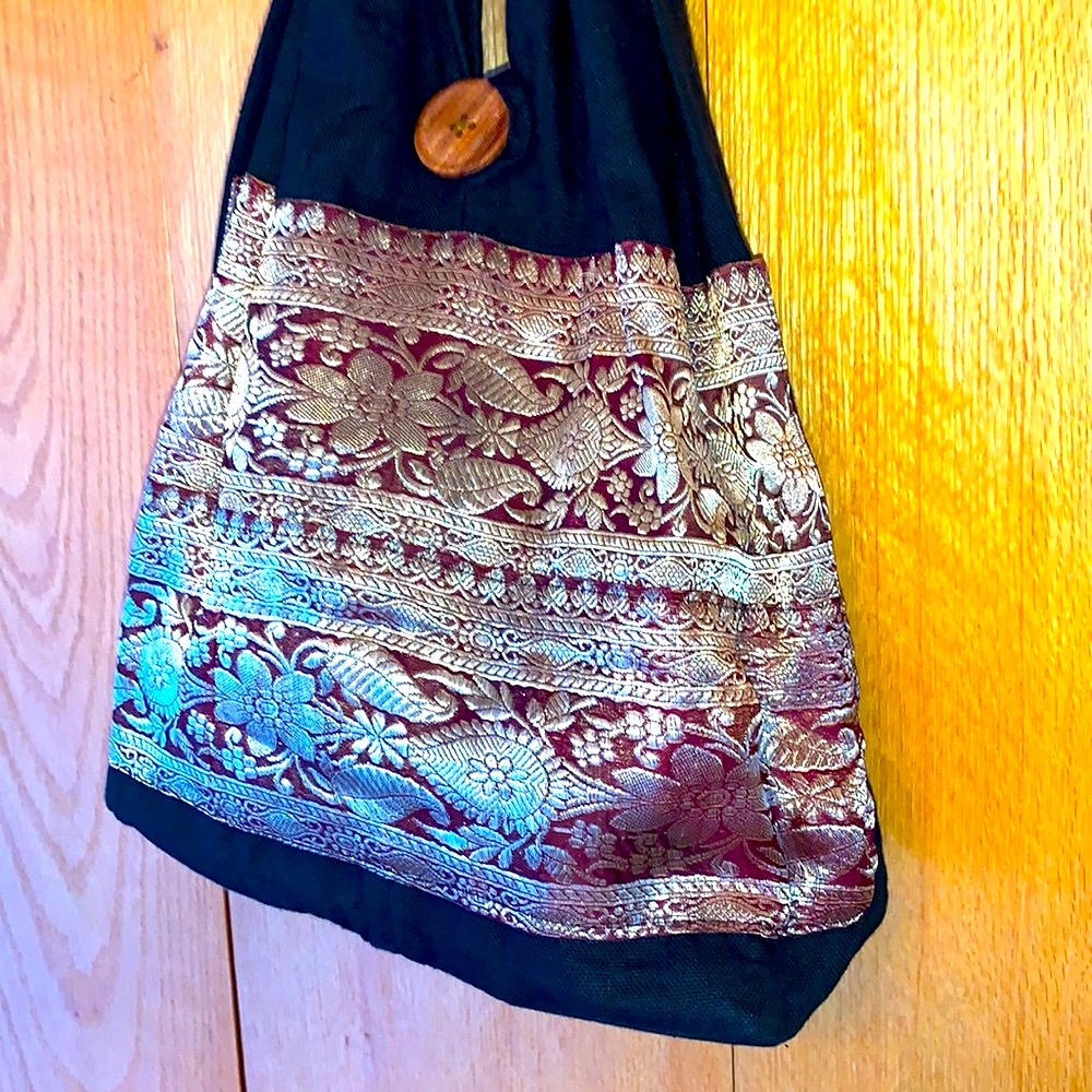 New Boutique woven vegan bohemian style slouch shoulder bag purse black gold